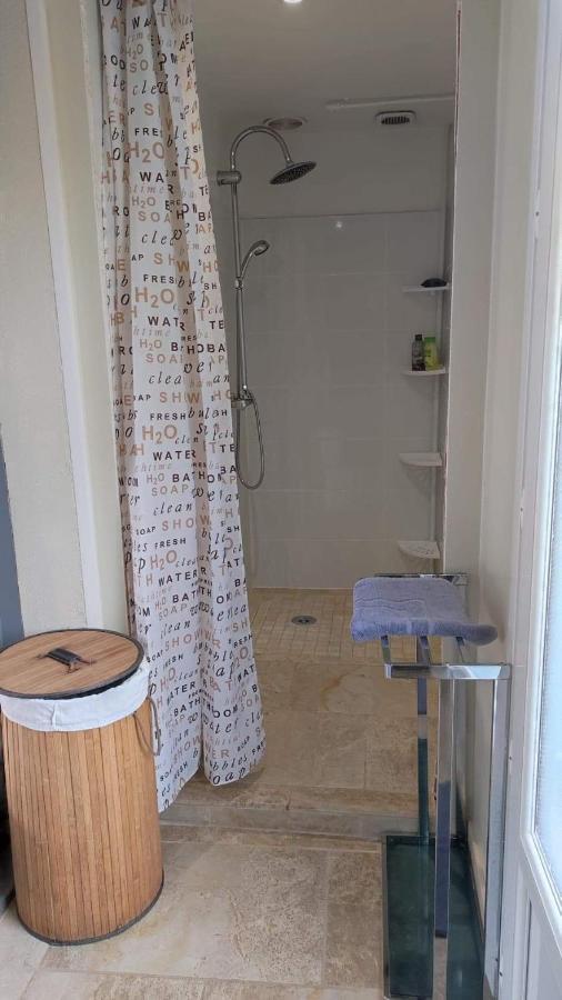 Studio Au Bord De L'Etang Laives エクステリア 写真